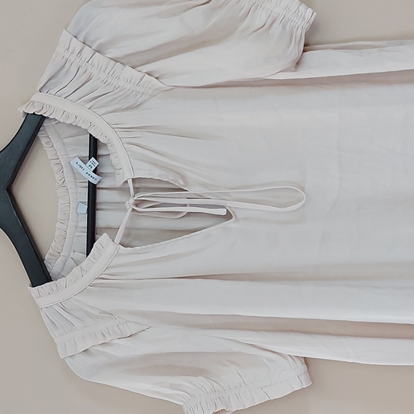 Naked Zebra blouse with tie front closure ruffle detail on the sleeve and collar - Picture 5 of 7